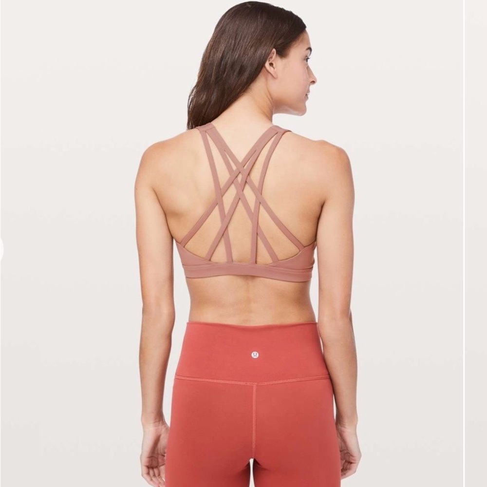 Lululemon free to be serene sports bra size 8